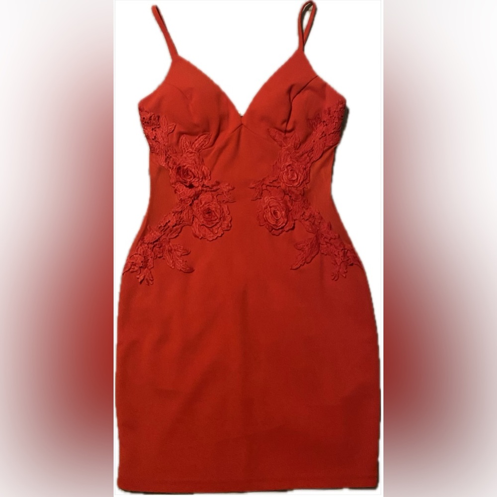 NWT Fashion Nova Women’s size small Fix Me a Cocktail Dress in red